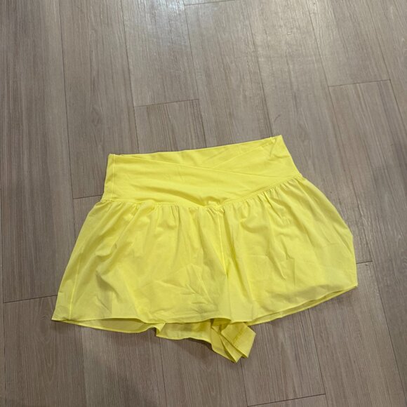 NWOT OFFLINE By Aerie Real Me Crossover Flowy Short Yellow XL - Picture 4 of 6